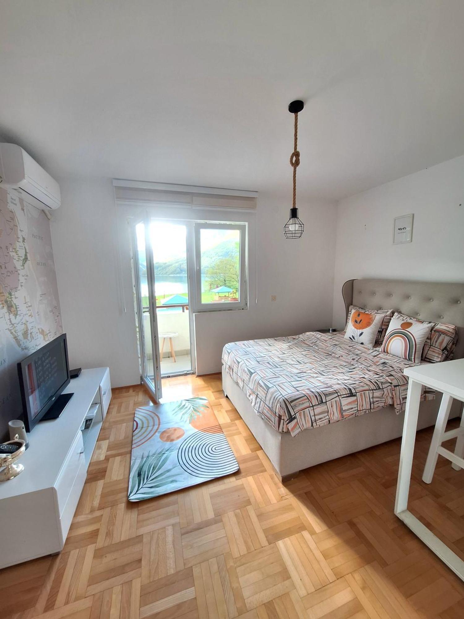 Apartment Lake Story Plužine Exteriör bild